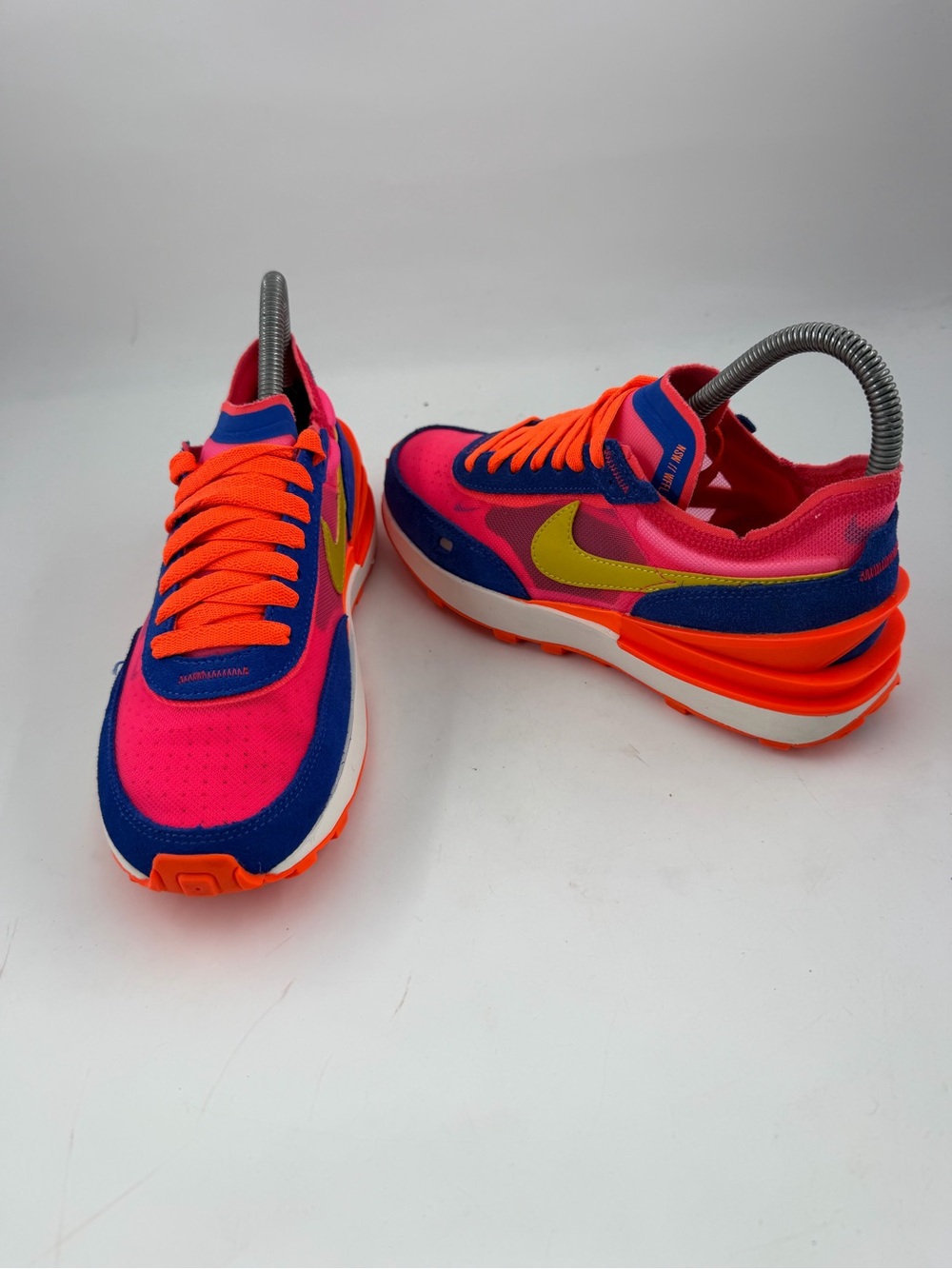 Nike Women’s Waffle One -SZ 6- Bright Citron Hyper Pink Trainers Shoes Sneakers - Picture 11 of 14